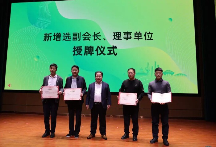 图片3 (自定义).jpg